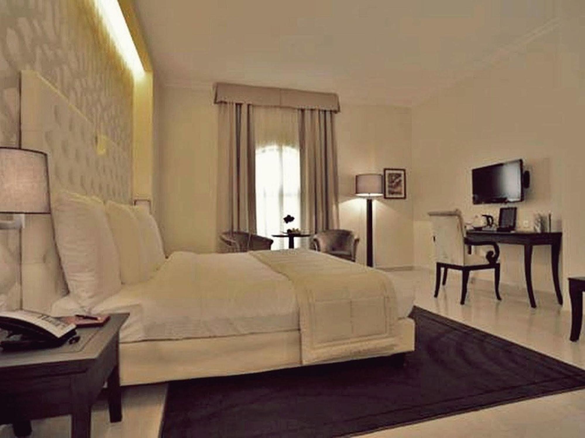 Il Palazzo Hotel And Suites 암만 외부 사진